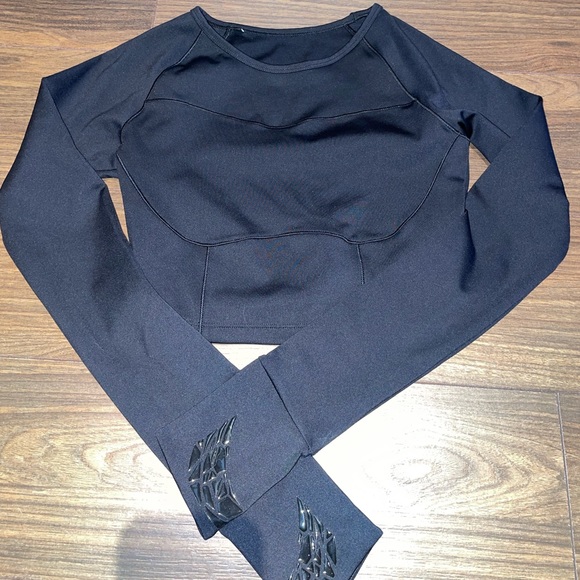 Gymshark Exo ULTRA Longsleeve Crop Top - Picture 3 of 7